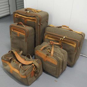 5 Piece Hartmann Tweed Luggage set in Excellent Condition